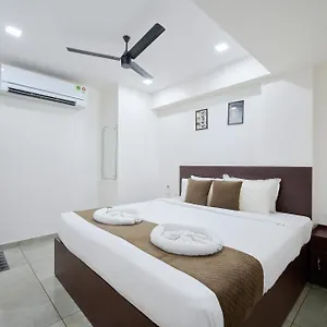 ** Hotel Reach Inde