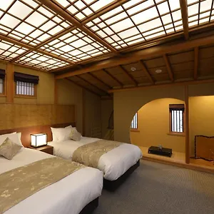 *** Ryokan Gion Oyado Kikutani Giappone